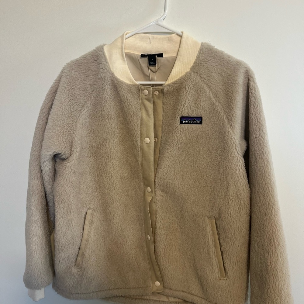 Patagonia Women's Tan Teddy Jacket